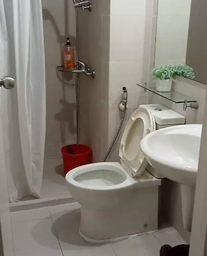 Apartment Azure C3 Balcony Wifi Near Mall Airport