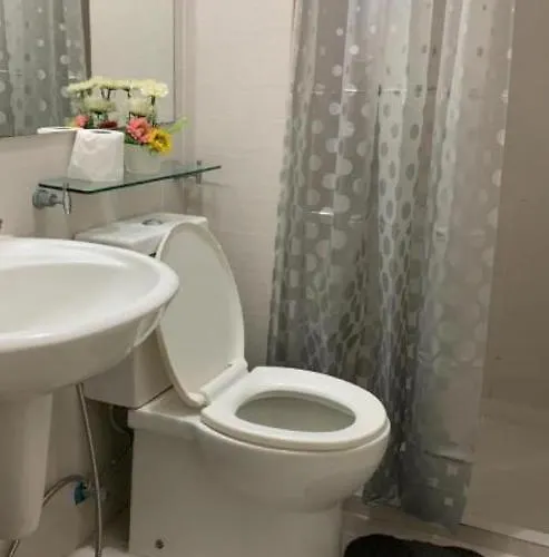 Azure C3 Balcony Wifi Near Mall Airport Apartment *