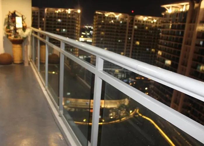Azure C3 Balcony Wifi Near Mall Airport *