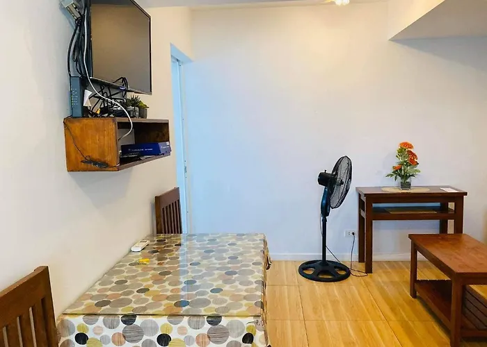 Apartment Azure C3 Balcony Wifi Near Mall Airport