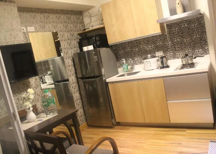 Azure C3 Balcony Wifi Near Mall Airport Apartment Manila